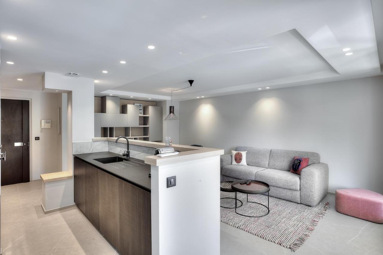 Luxury Flat With Balcony - City Center คานส์ ภายนอก รูปภาพ