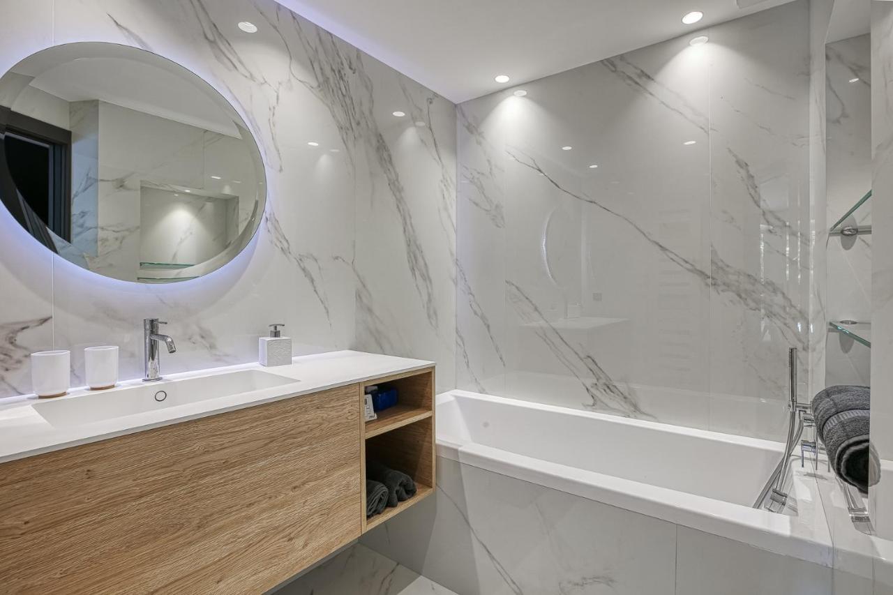 Luxury Flat With Balcony - City Center คานส์ ภายนอก รูปภาพ